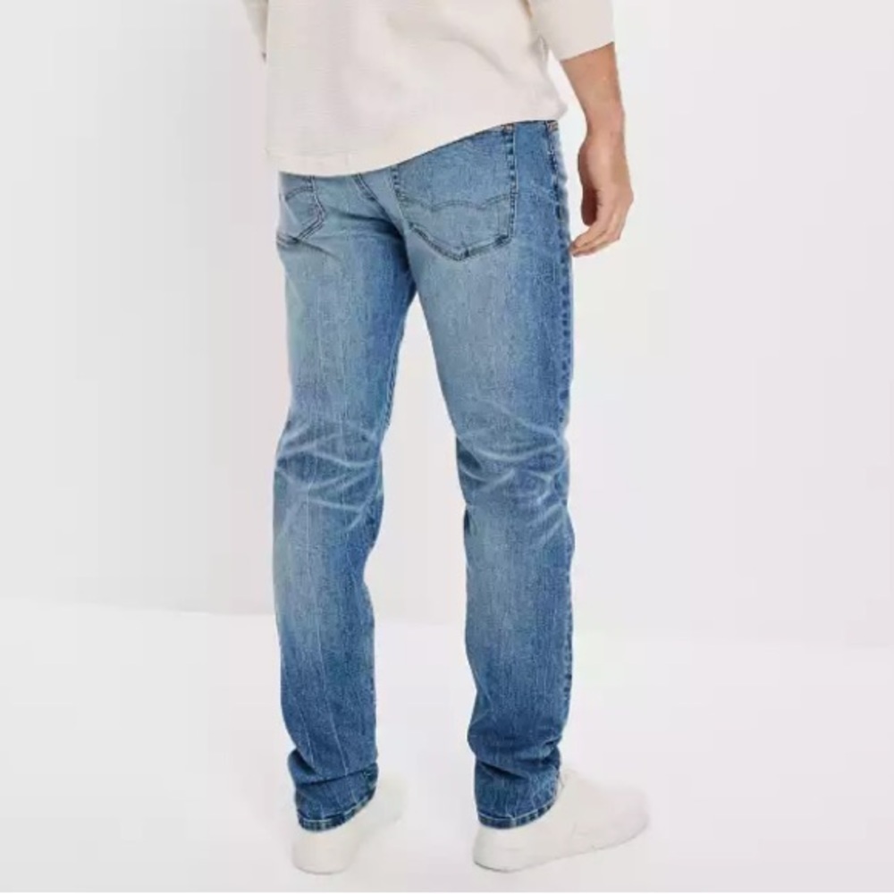 AE AirFlex+ Temp Tech Athletic Fit Jean - Picture 2 of 11